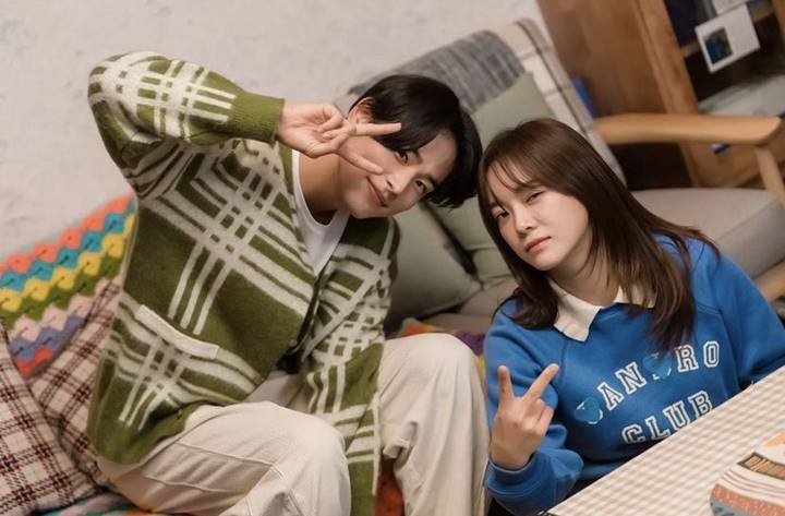 Ini Sosok Byung Chan VICTON Adik Kim Sejeong di \'Business Proposal\' Tak Kalah Curi Perhatian