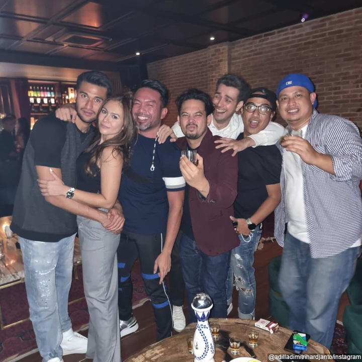 terabadikan di postingan adilla dimitri