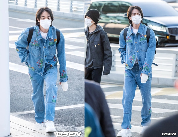 Jin BTS Muncul di Bandara dengan Tangan Di-gips 1