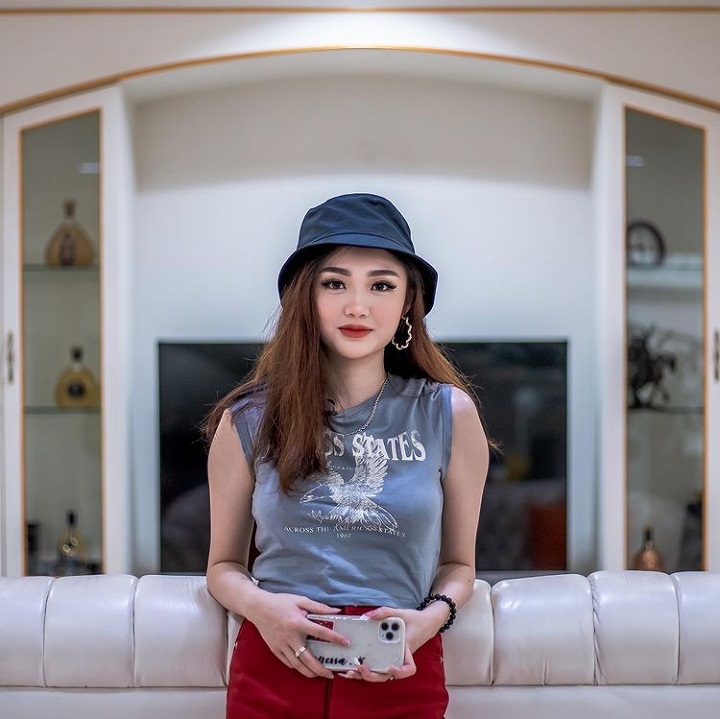 <i>Chic Colorful</i> Anti Gagal