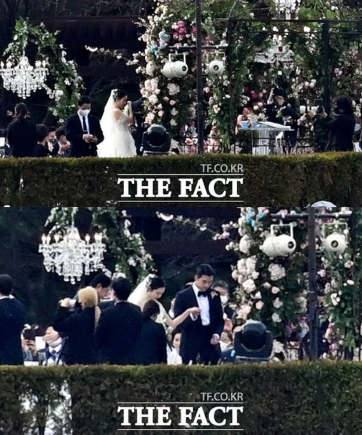 pasangan pengantin berbahagia
