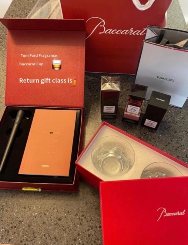 Souvenir Pernikahan Hyun Bin-Son Ye Jin Akhirnya Terungkap, Ada Parfum Hingga Cangkir Krystal