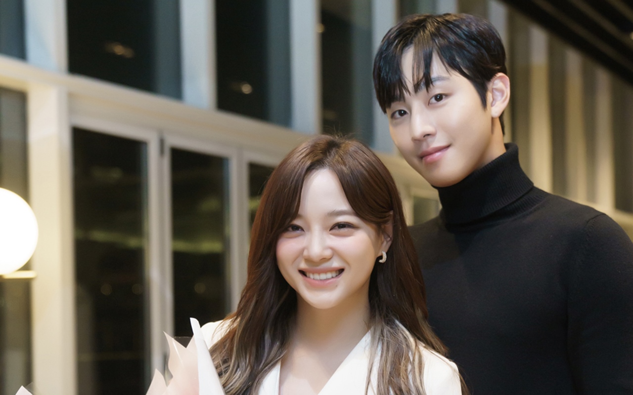 Ahn Hyo Seop Pilih Adegan Romantis Bareng Kim Sejeong Yang Terbaik di 'Business Proposal'