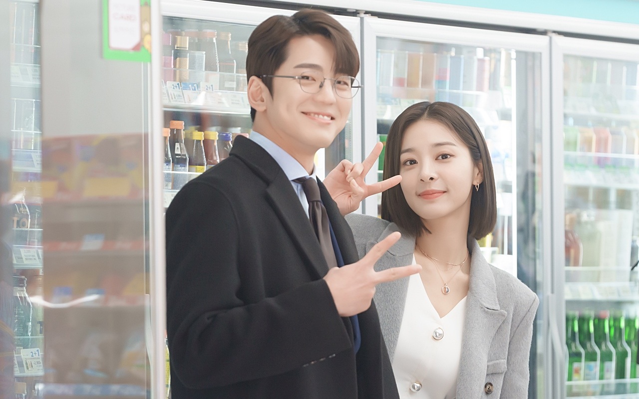 Reaksi Janggal Kim Min Kyu dan Seol In A Soal Season 2 'Business Proposal'