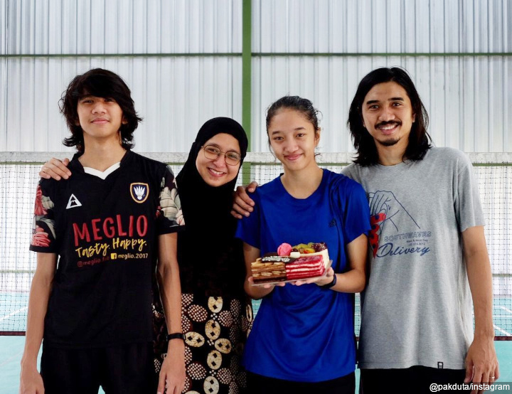Momen hangat rayakan ultah