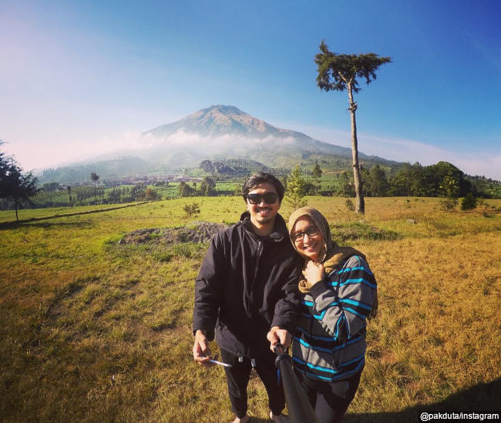Bahagia dengan gaya sederhana