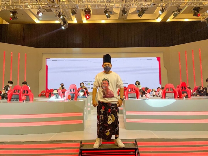 Sempat Bentuk Trio Komedian