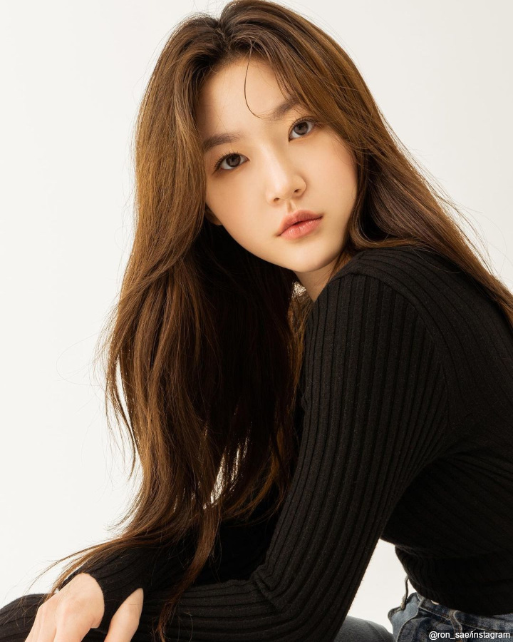 Pesona <i>girl crush</i>