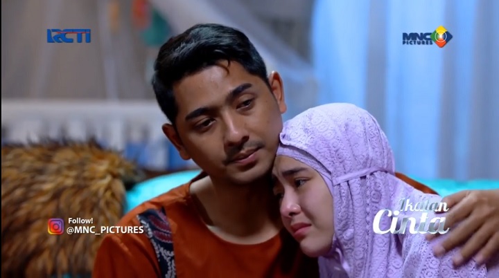 gambarkan pasutri saling support