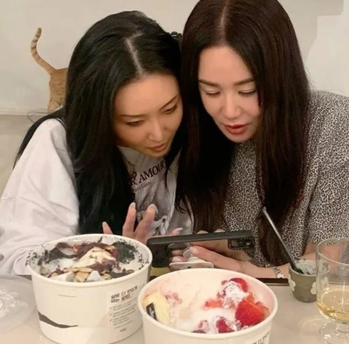 Hwasa Mamamoo Dirumorkan Cuek Pada Senior, Solois Ini Gercep \'Pasang Badan\'