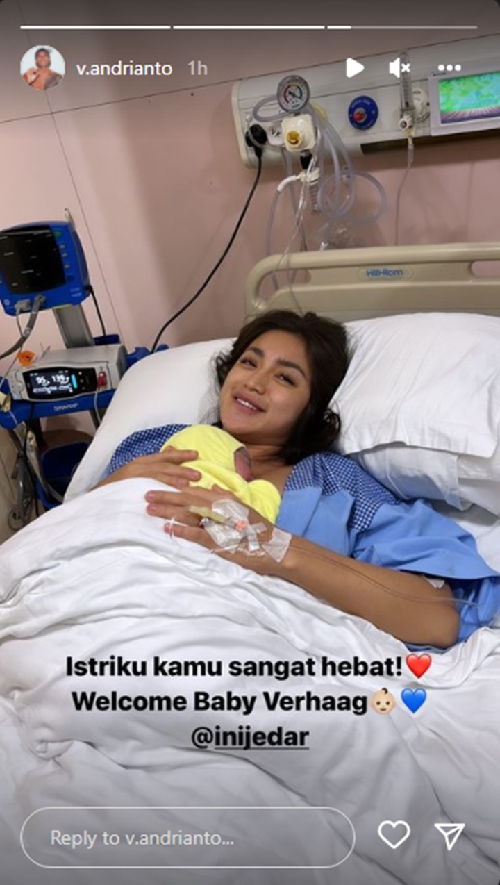 Jessica Iskandar Terbaring Lemah Usai Melahirkan Anak Kedua, Pose Bayinya Menggemaskan