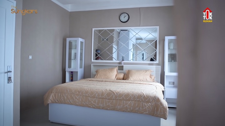  Kamar tamu