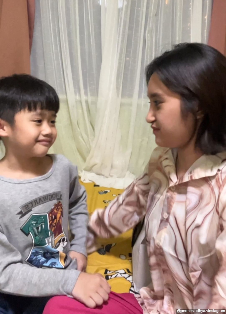 Beri kado untuk mama