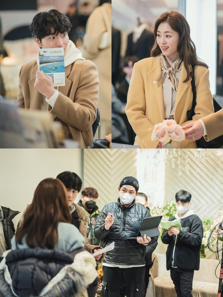 Sutradara \'Welcome to Wedding Hell\' Jelaskan Filosofi Warna Pernikahan Lee Jin Wook dan Lee Yeon Hee