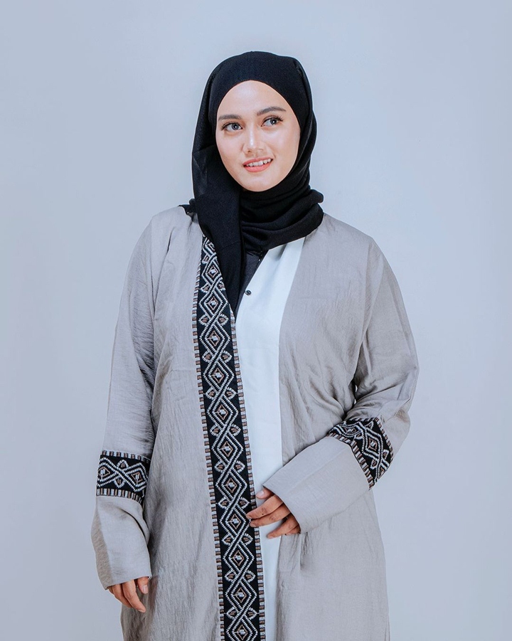 Jajal Dunia Bisnis
