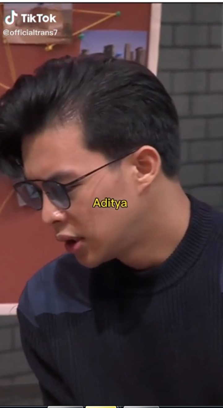 Tak Banyak yang Tahu, Rey Mbayang Ternyata Punya Nama Lengkap Panjang Banget