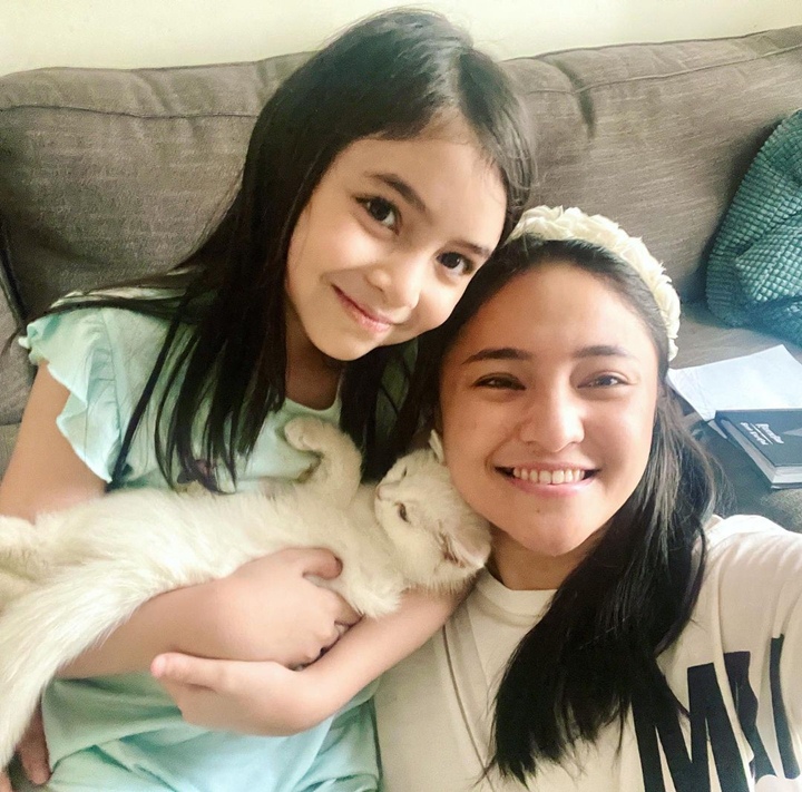 Mirip Adik Kakak
