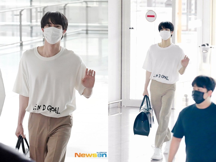 Penampilan Jin BTS di Bandara Banjir Pujian, Harga Outfit Buat Tercengang