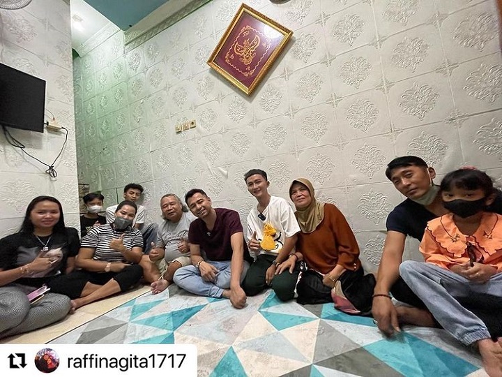 Main ke rumah sensen