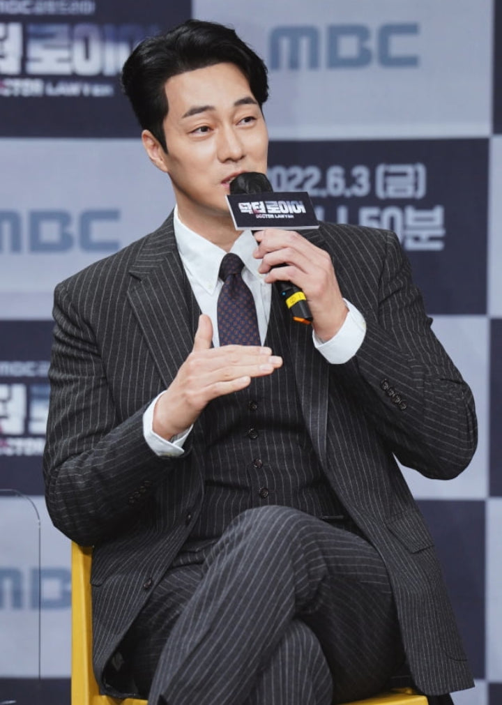 Comeback Drama Usai 4 Tahun, Ini yang Bikin So Ji Sub Yakin Bintangi \'Doctor Lawyer\'