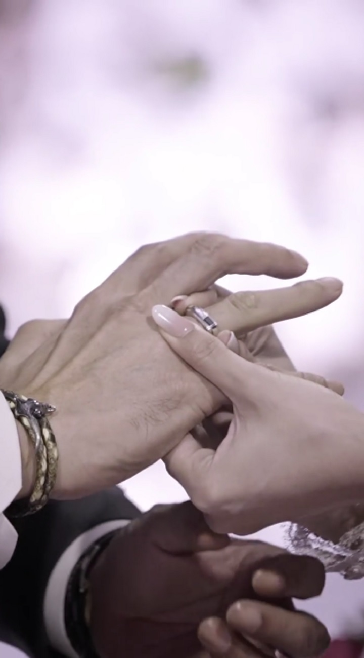 Momen Pasang Cincin