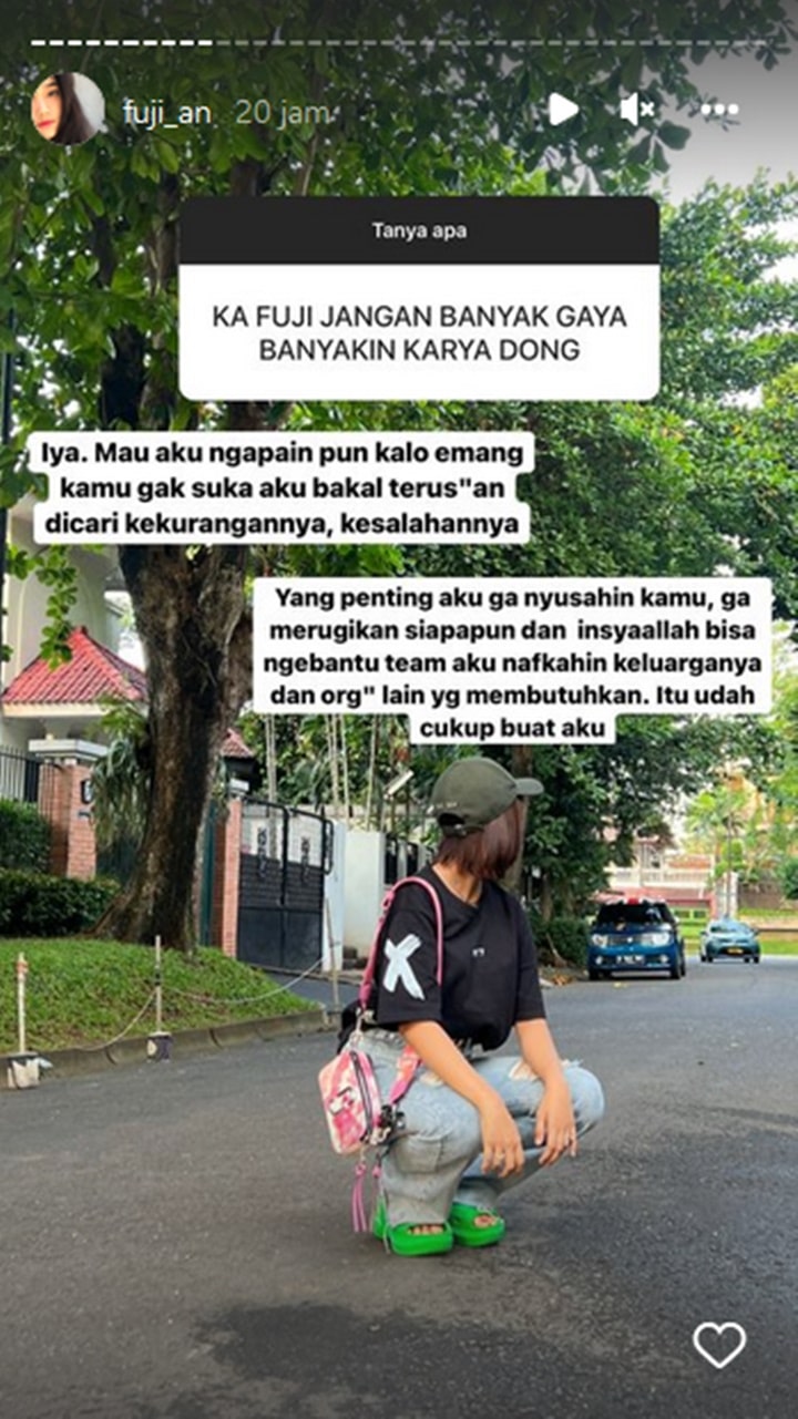 Biasa Santai, Fuji Kali Ini Balas Menohok Saat Terang-terangan Dicibir Tak Punya Karya