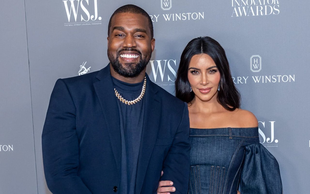 Sempat Dinilai Sempurna, Kim Kardashian Ungkap Menikah Dengan Kanye West Tak Sebahagia Yang Terlihat