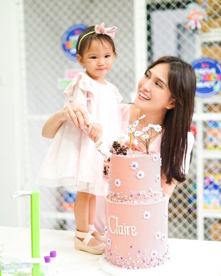 Shandy Aulia 