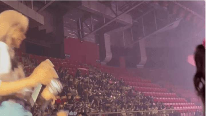 WJSN Dibela Habis-Habisan usai Dicibir Banyak Kursi Kosong Saat Adakan Konser di Gedung Aula
