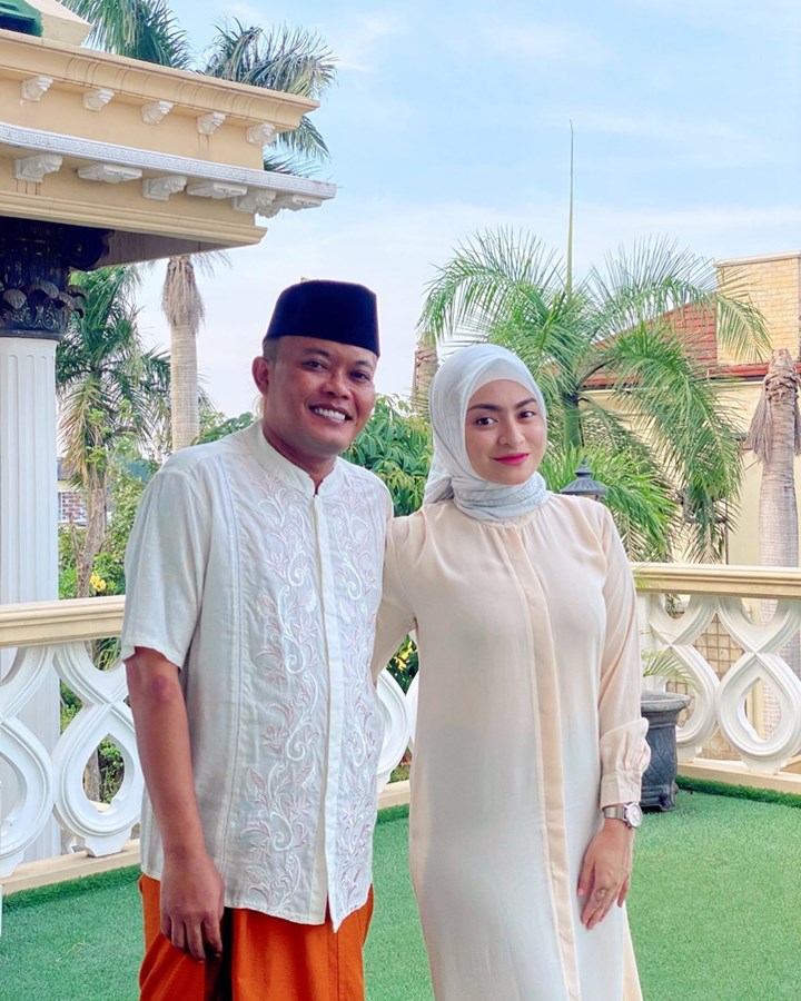 Lampu Hijau Dari Sang Nenek