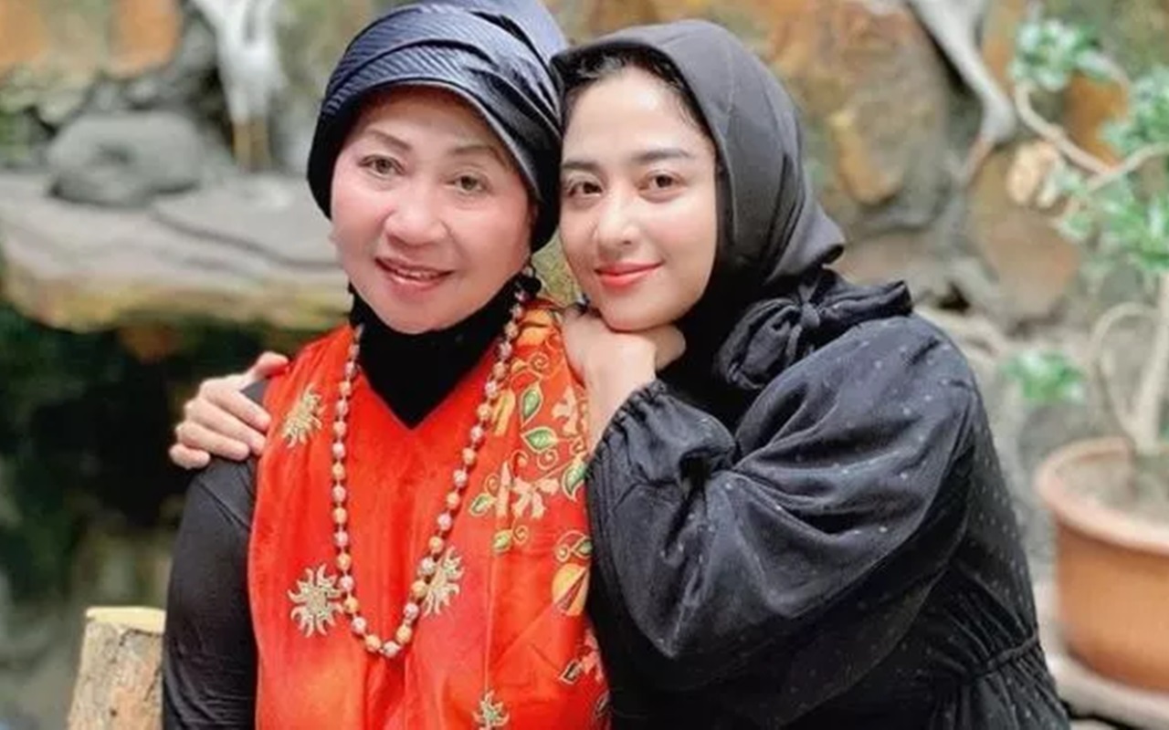 Ibunda Dewi Persik Emosi Putrinya Digugat Cerai Angga Wijaya, Bingung dan Tak Terima?