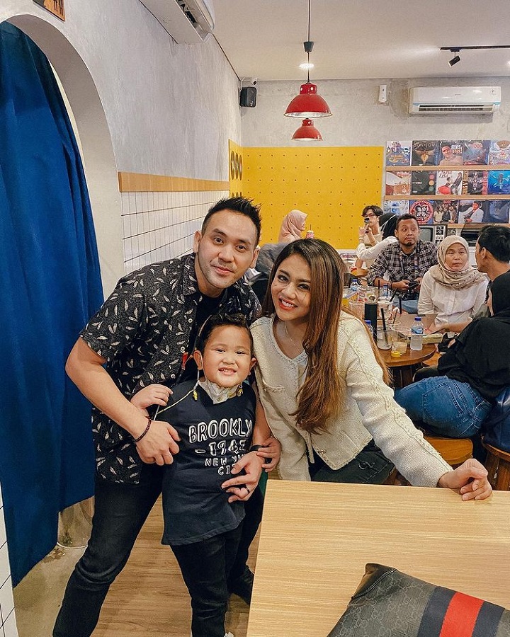 Selalu Manis dan Harmonis