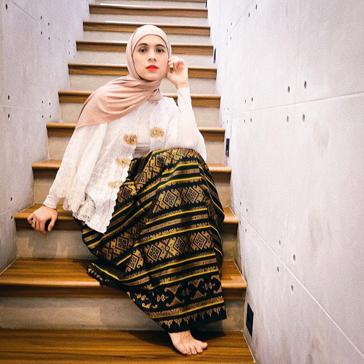 Nycta Gina