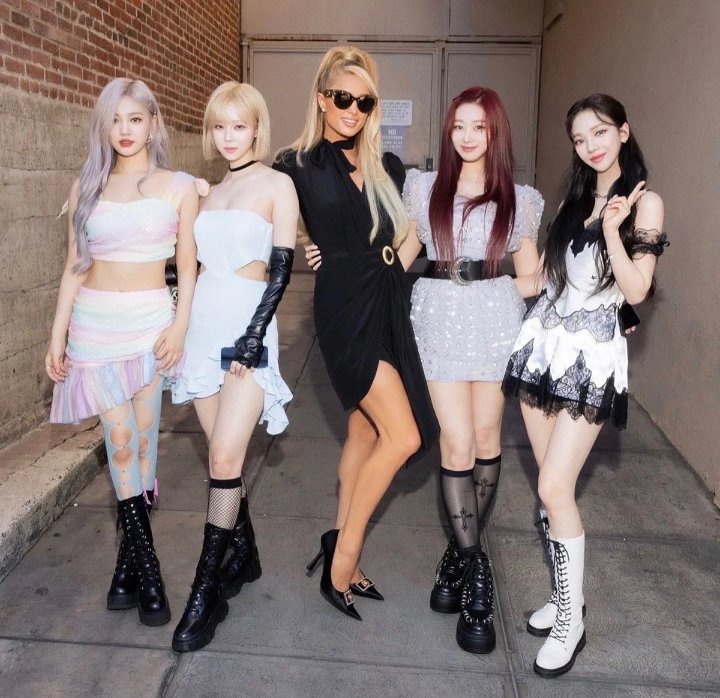 Beneran Ketemu, Potret aespa Bareng Paris Hilton Disangka Editan Gegara Warna Kulit