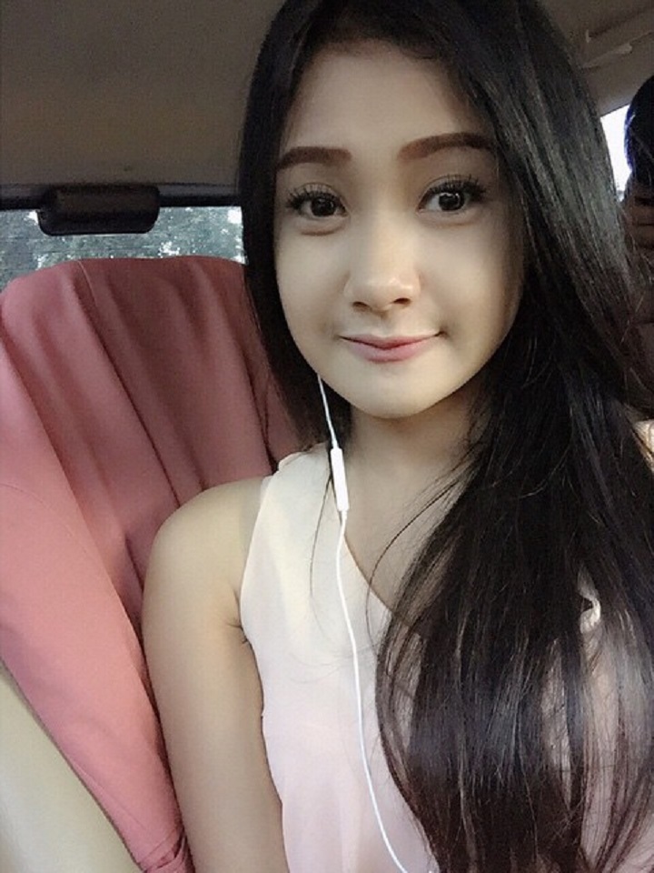 Paras Imut Mencuri Perhatian