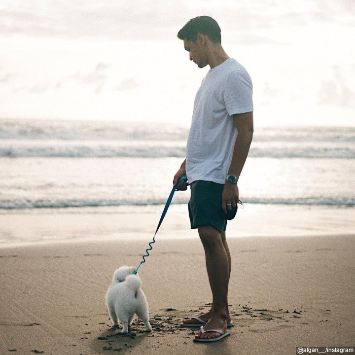 Bareng Coco di Pantai