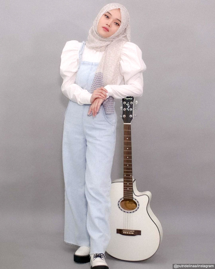 Putri Delina