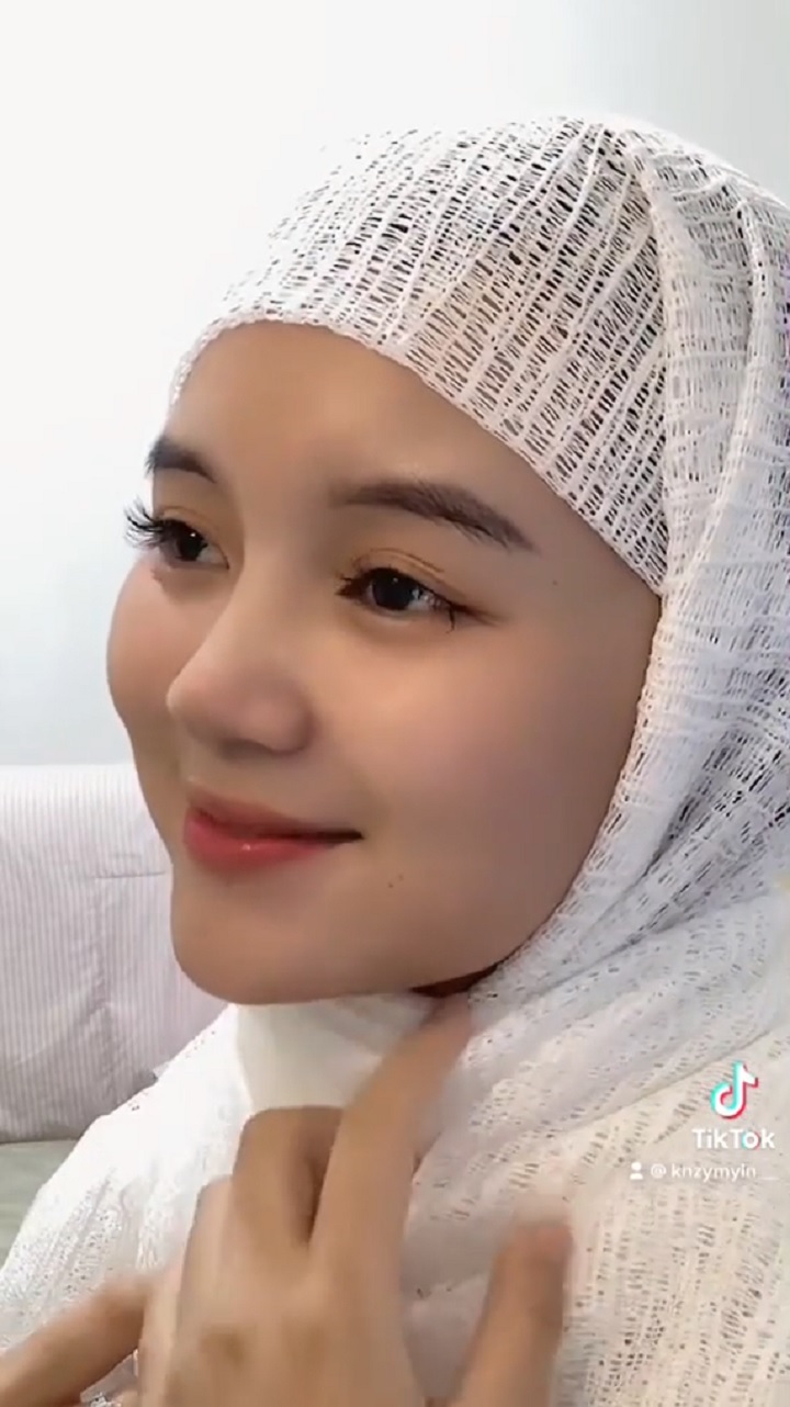 Banjir Pujian Saat Berhijab
