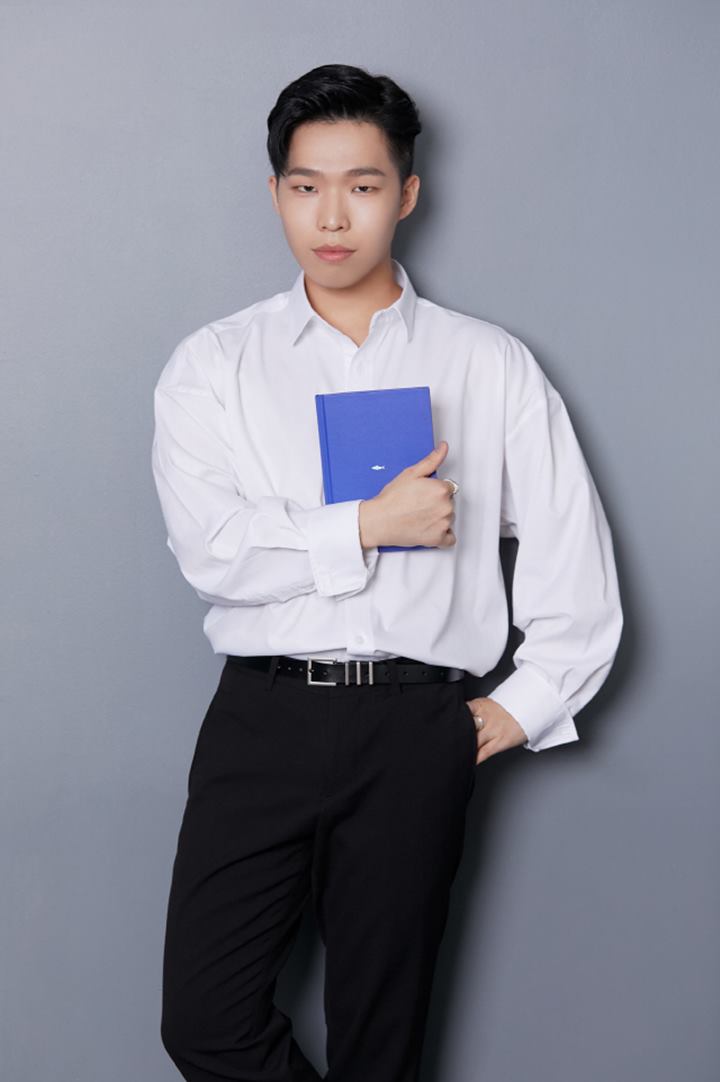 Lee Chan Hyuk AKMU