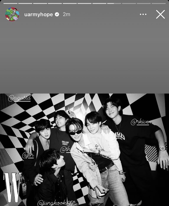 BTS Foto Bareng di Party J-Hope, Detail Kecil Ini Bikin Emosional