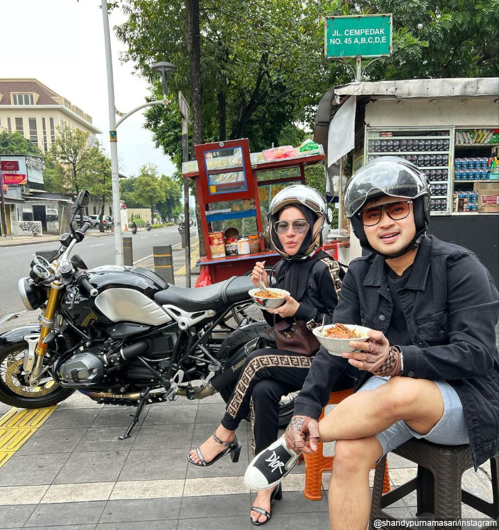 Pasangan Asyik