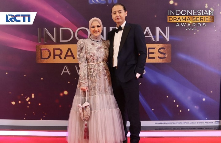 Cut Meyriska dan Roger Danuarta
