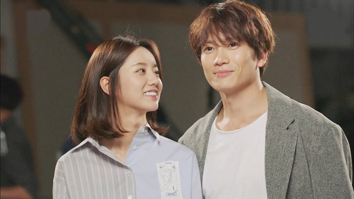 Ji Sung dan Hyeri Girls' Day 