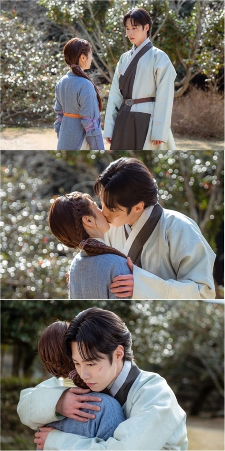 Lee Jae Wook & Jung So Min Ciuman, \'Alchemy Of Souls\' Ungkap Romansa Membara