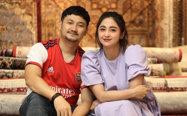 Dewi Persik Ngaku Beri Mobil 3 Miliar, Pengakuan Angga Wijaya Mengejutkan