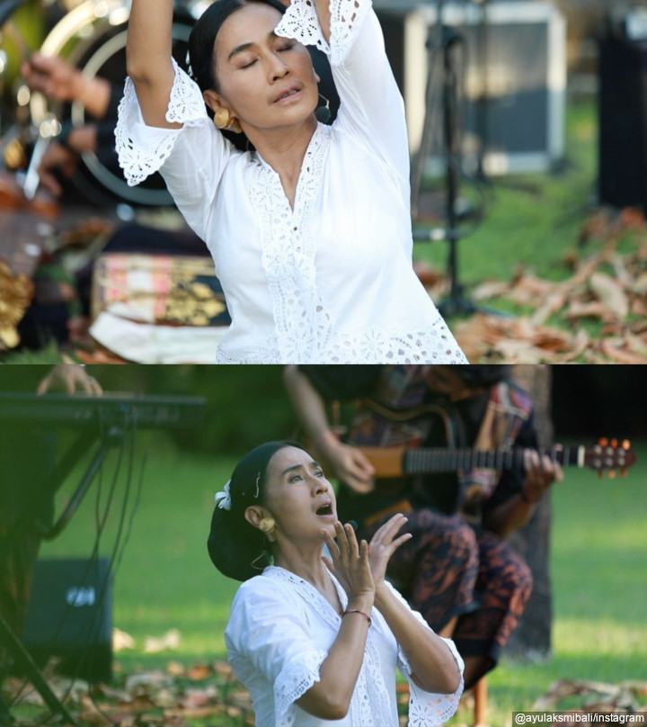 Momen Saat Pentas