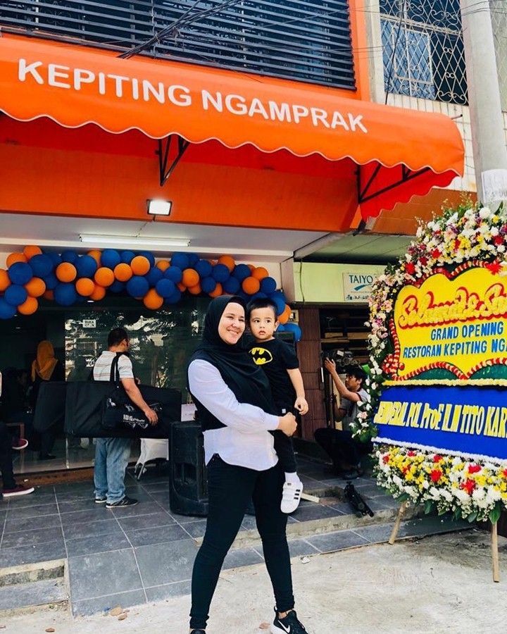 Tangguh Bawa Anak Saat Kerja