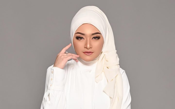 Nathalie Holscher Beber Kebutuhan Mahal Anak, Isu Masa Lalu Vania Nurfajrina Terkuak? - Topik Pagi