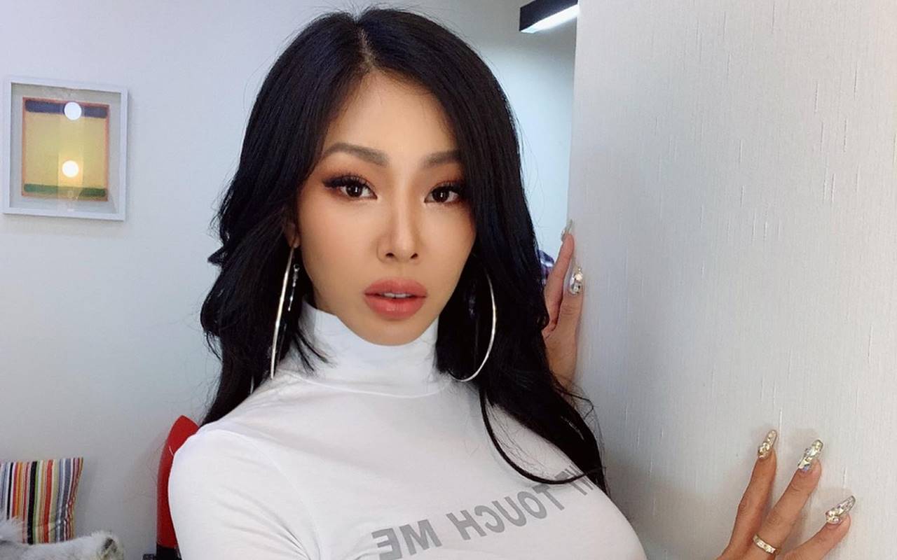 Wajah Tanpa Riasan Jessi Kejutkan Netizen Korea, Kenapa?