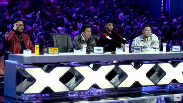 Reza Arap Balas Ngegas Saat Cara Duduknya di Acara TV Banjir Komentar \'Tak Sopan\'